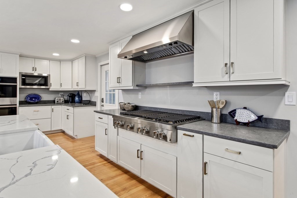 230 High Road Newbury, MA 01951 - Photo 17 of 42 Gallery Image 17