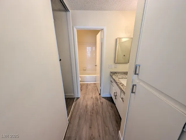 $1,325 | 4806 Nara Vista Way, Unit 204, Las Vegas, NV 89103