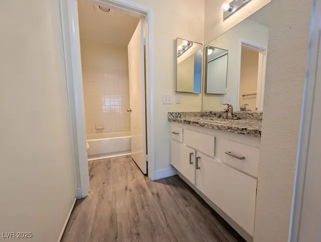 $1,325 | 4806 Nara Vista Way, Unit 204, Las Vegas, NV 89103