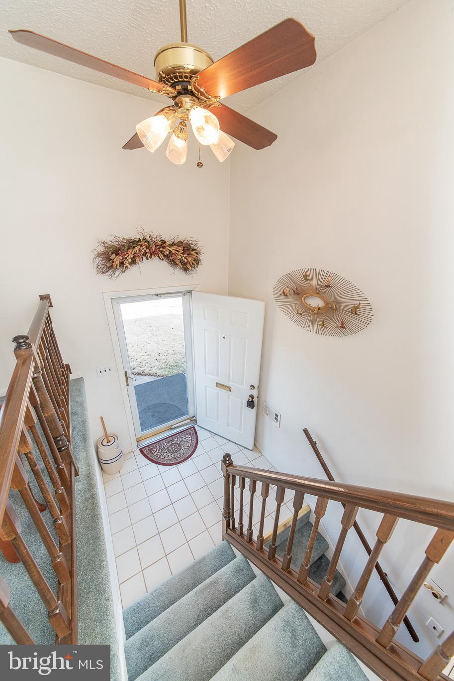 428 Brownell Road Baltimore, MD 21220 - Photo 2 of 37 2 story Foyer