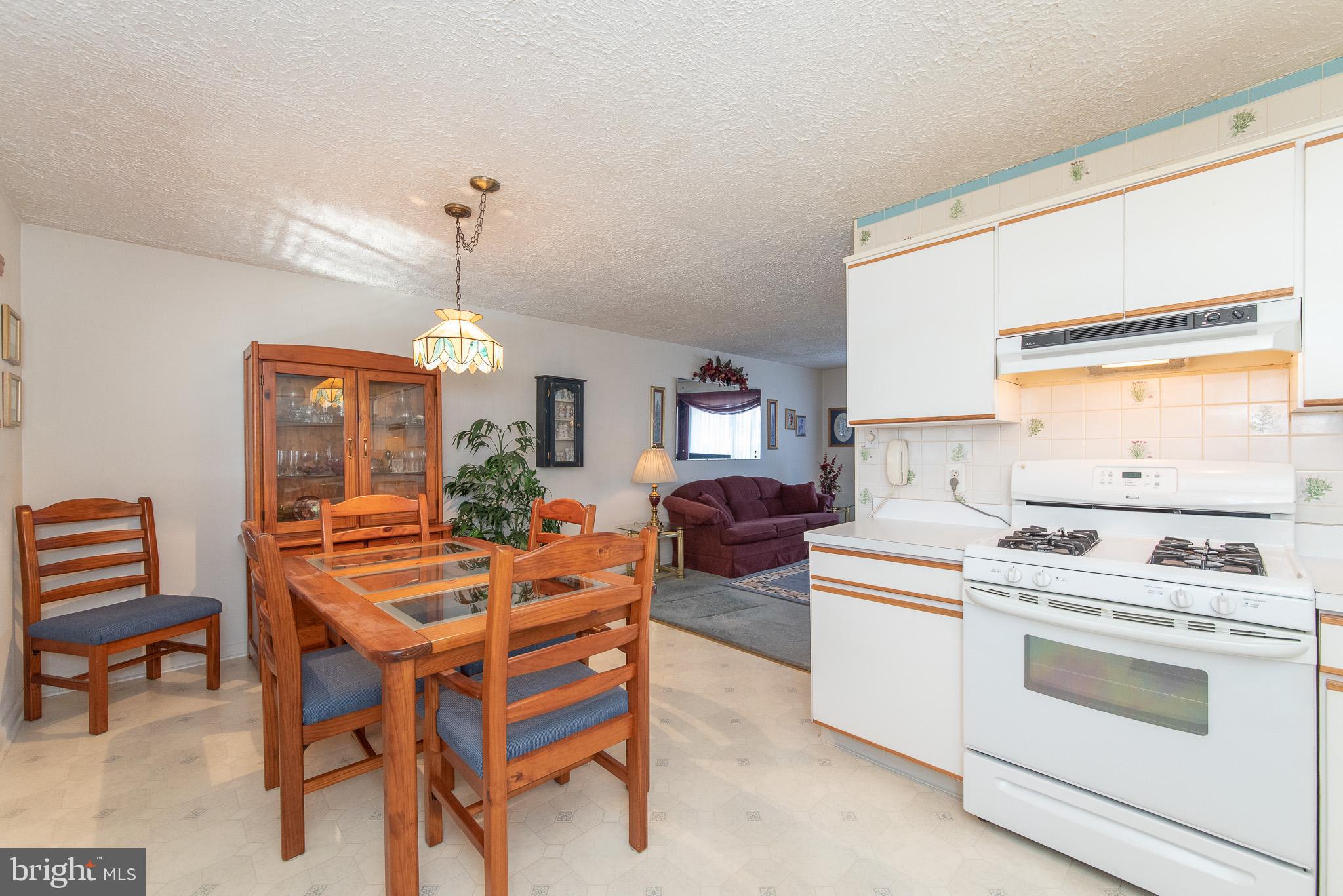 428 Brownell Road Baltimore, MD 21220 - Photo 12 of 37 Kithcen and Dining Room