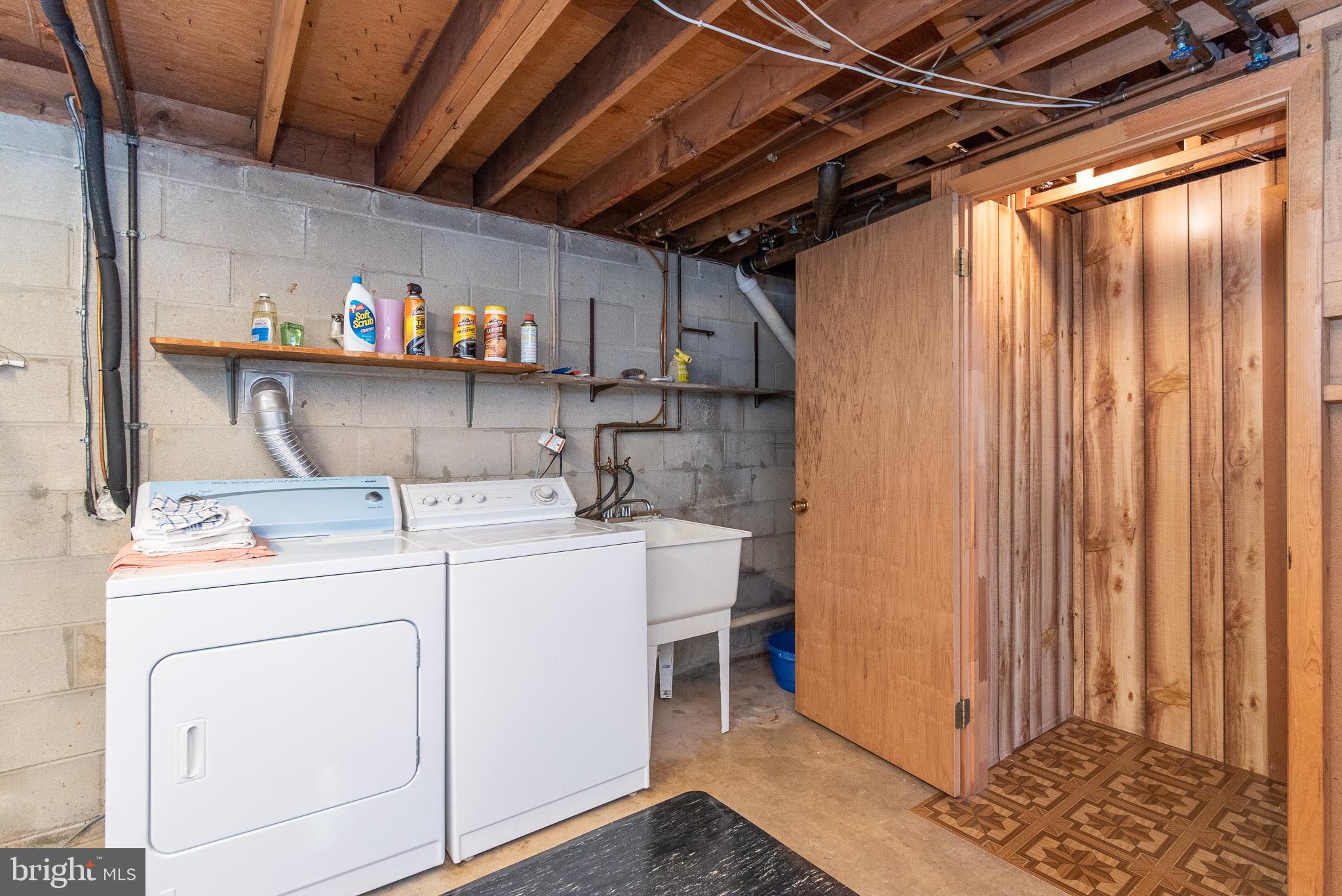 428 Brownell Road Baltimore, MD 21220 - Photo 25 of 37 Utility Room
