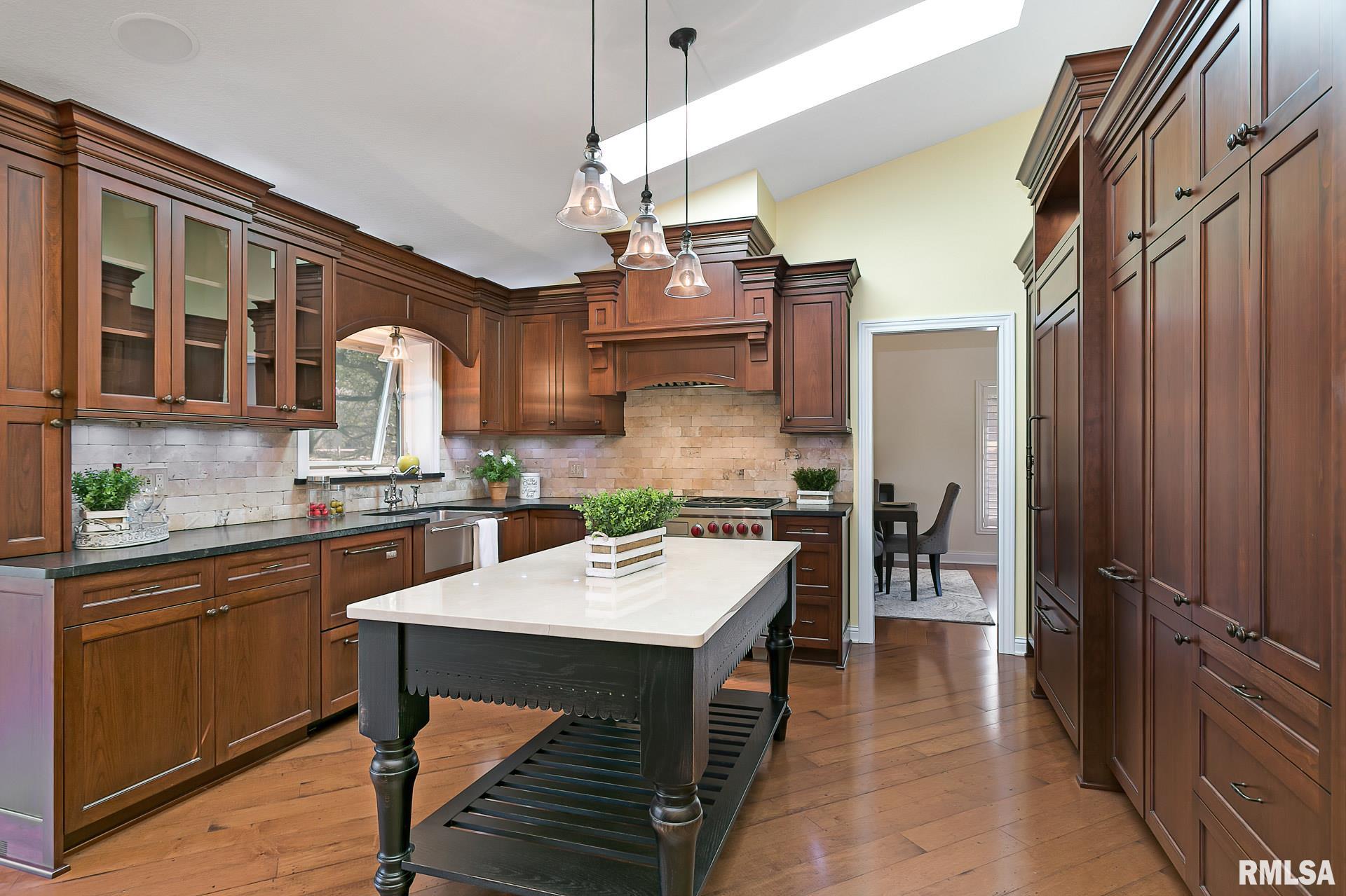3235 Quail Ridge Road Bettendorf, IA 52722 - Photo 12 of 45 Gallery Image 12
