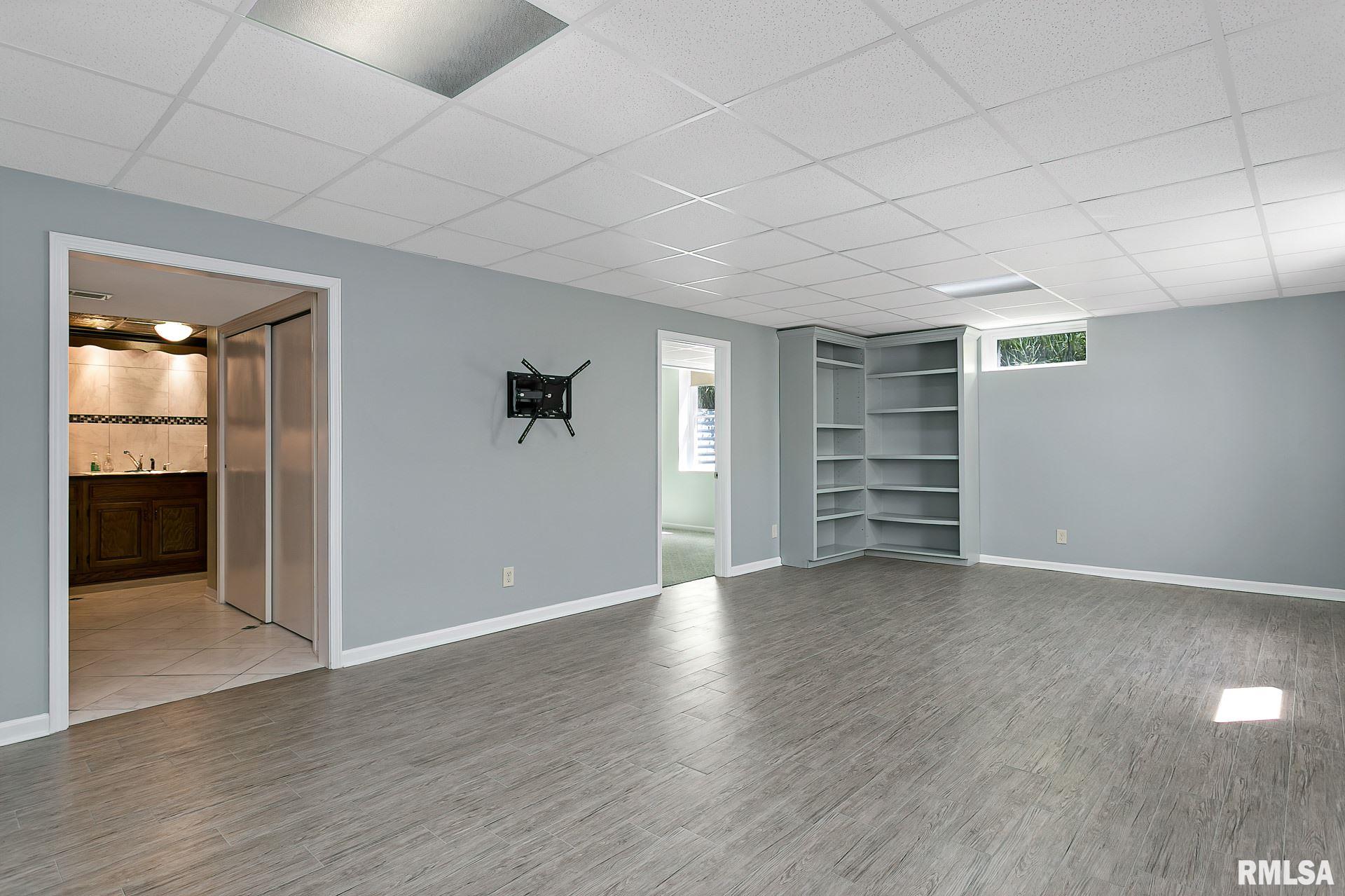 3235 Quail Ridge Road Bettendorf, IA 52722 - Photo 24 of 45 Gallery Image 24