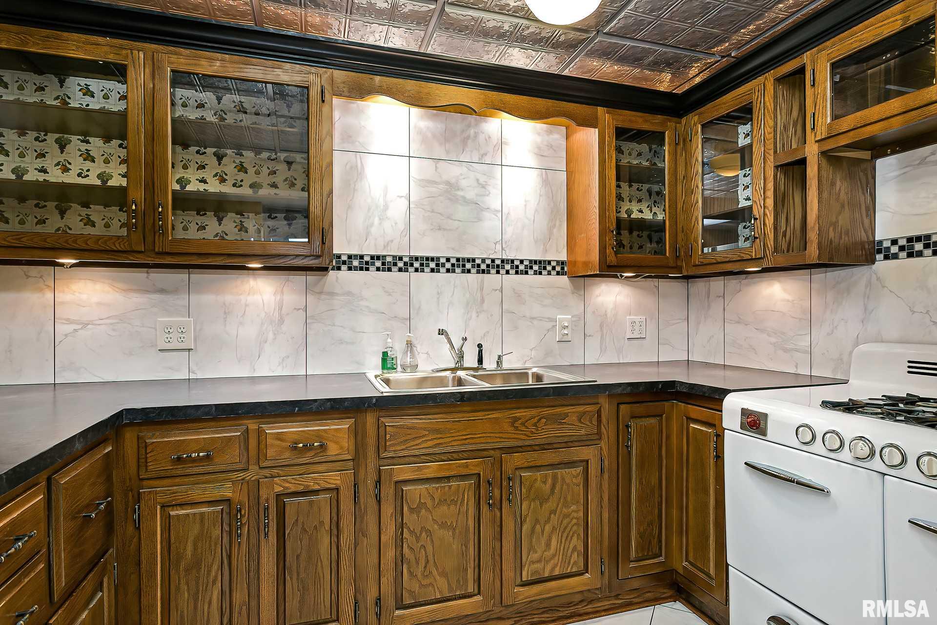 3235 Quail Ridge Road Bettendorf, IA 52722 - Photo 26 of 45 Gallery Image 26