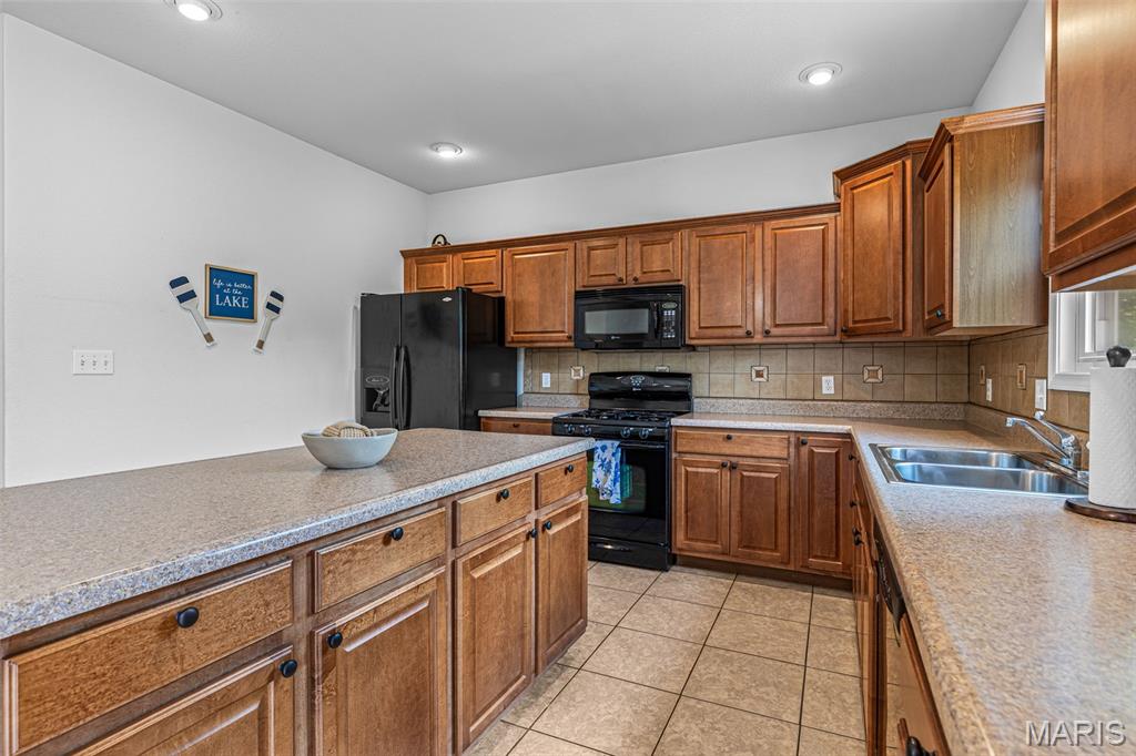 1572 Rue Calais Bonne Terre, MO 63628 - Photo 24 of 60