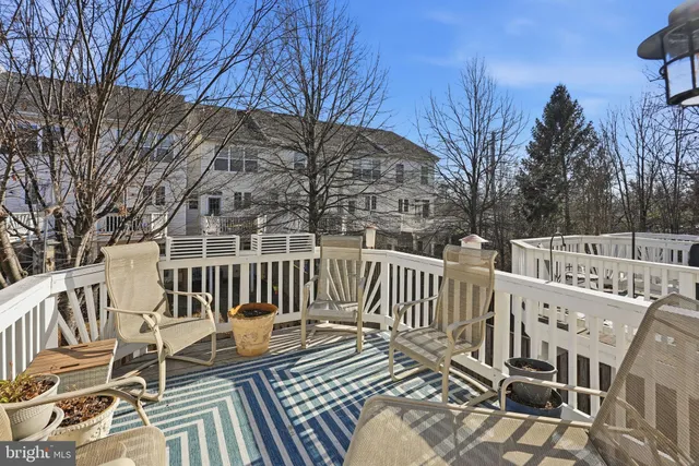 $2,850 | 20390 Bass Rocks Terrace, Ashburn, VA 20147