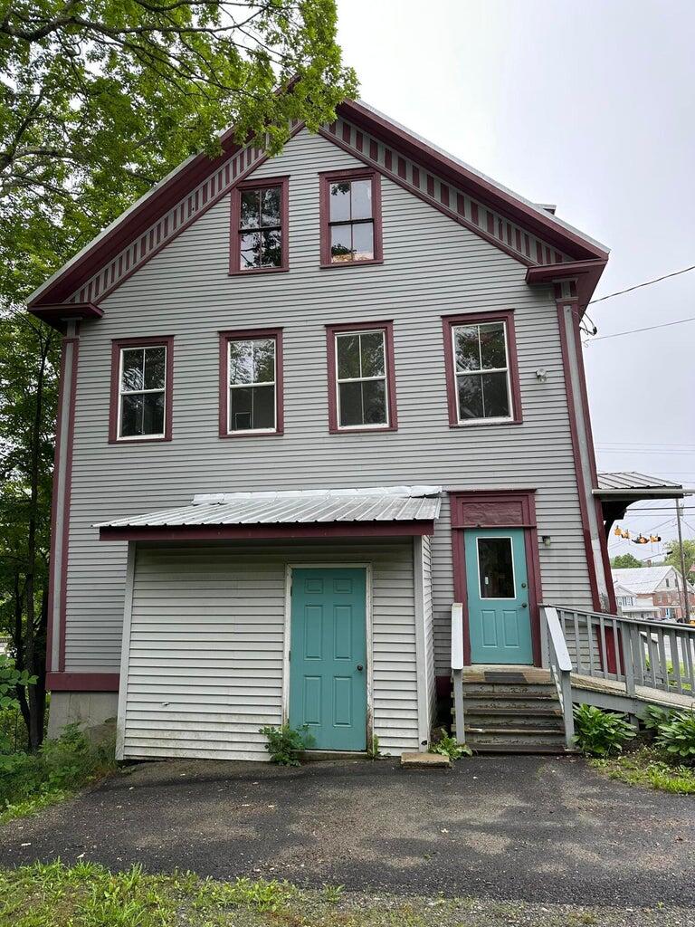 5 Starks Road New Sharon, ME 04955 - Photo 2 of 29 ns4