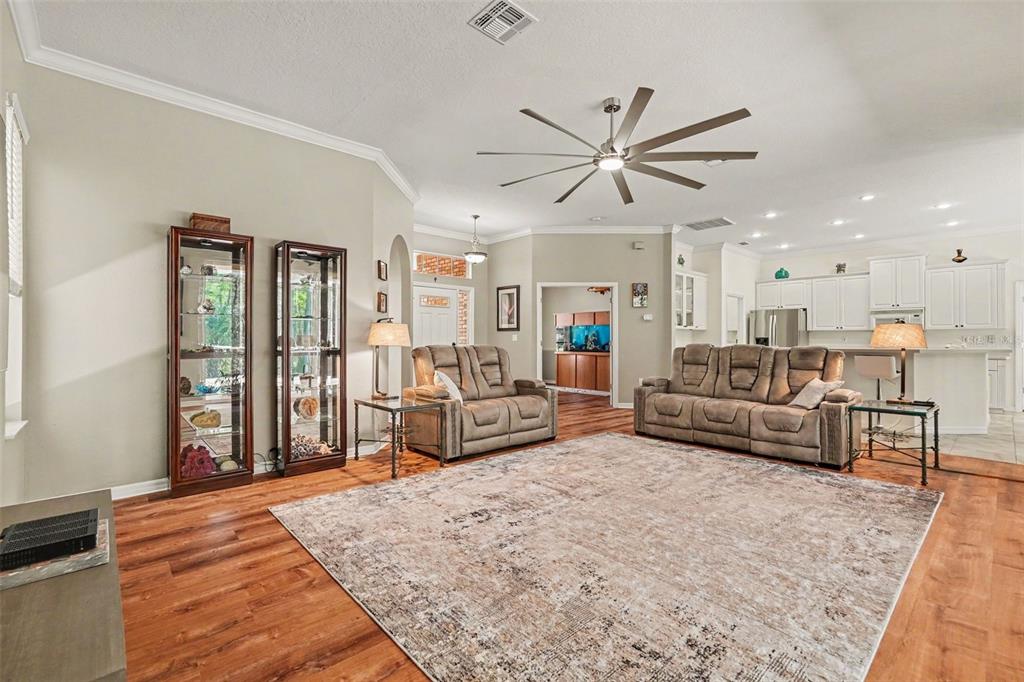 8689 Mississippi Run Weeki Wachee, FL 34613 - Photo 6 of 38