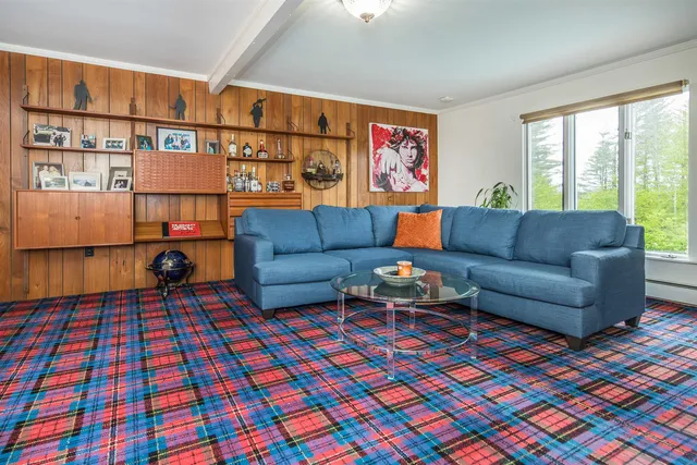 $739,000 | 183 Vacation Lodge Road, Londonderry, VT 05148