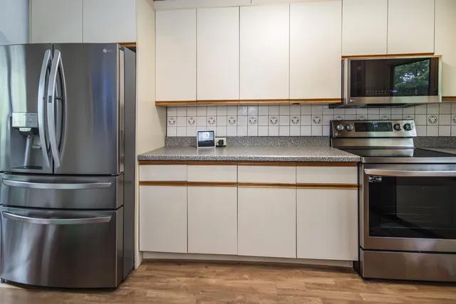 $739,000 | 183 Vacation Lodge Road, Londonderry, VT 05148