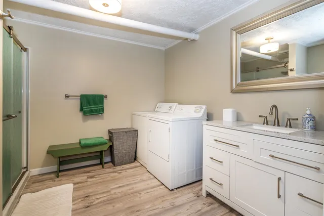 $739,000 | 183 Vacation Lodge Road, Londonderry, VT 05148