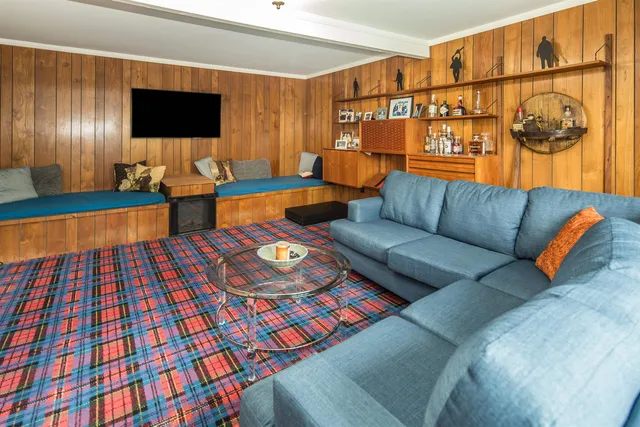 $739,000 | 183 Vacation Lodge Road, Londonderry, VT 05148