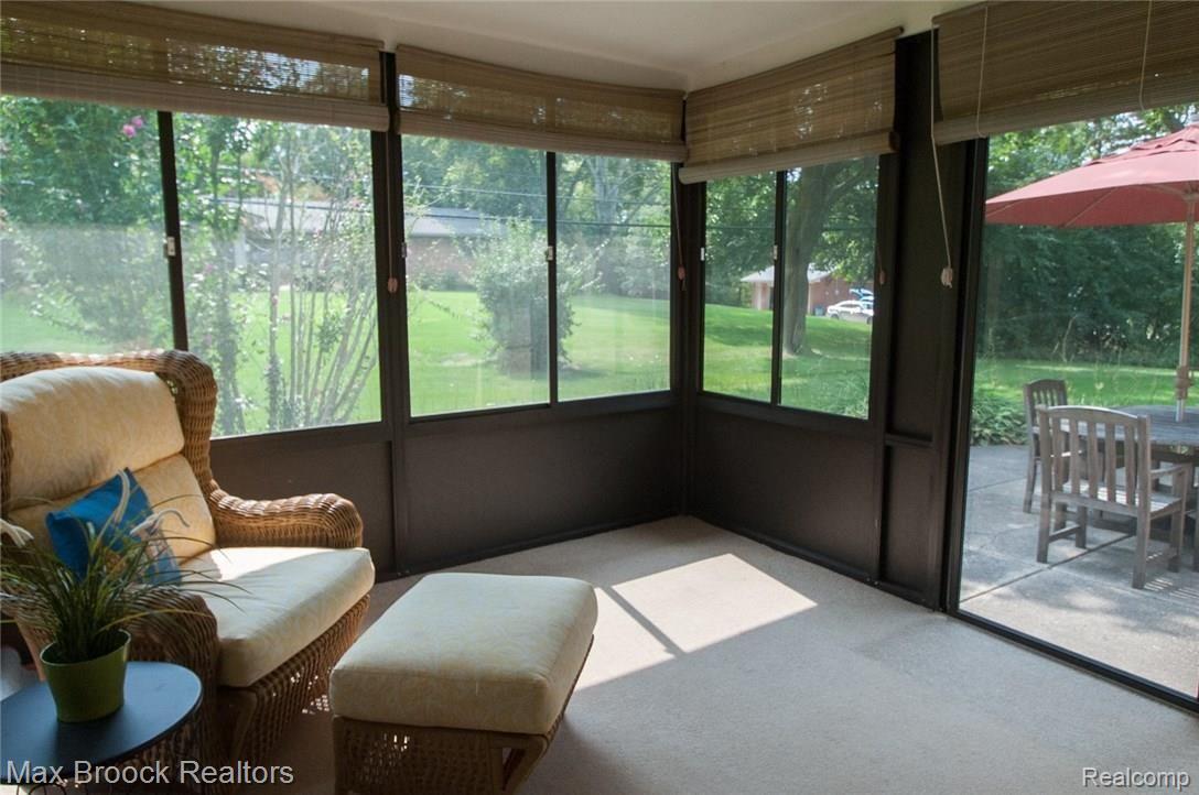 920 South Reading Road Bloomfield Hills, MI 48304 - Photo 27 of 32 111DSC_1661.jpg