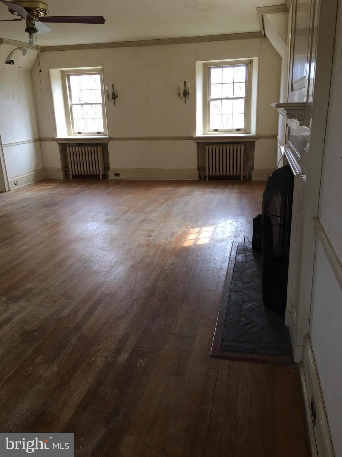 1209 Rydal Road Jenkintown, PA 19046 - Photo 21 of 37