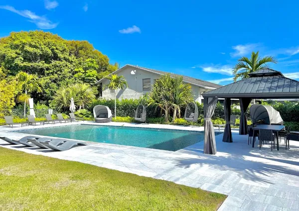 $3,700 | 663 Dover Street, Unit 10, Boca Raton, FL 33487