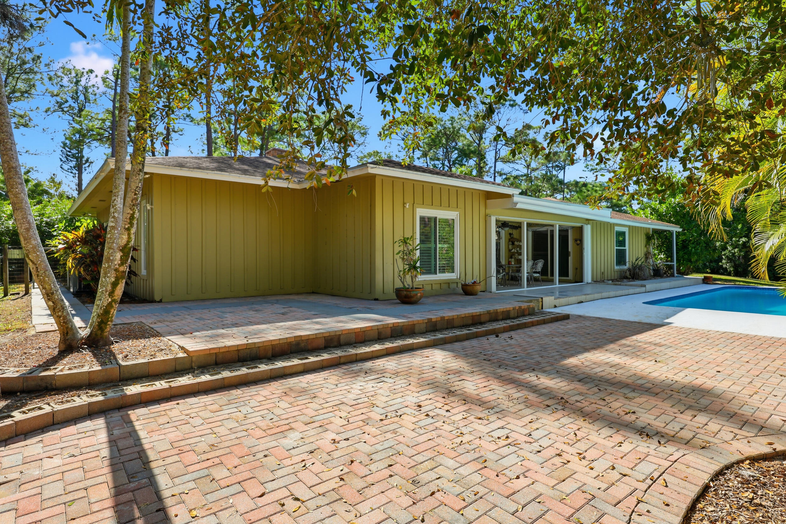 10297 Sandy Run Road Jupiter, FL 33478 - Photo 40 of 50 Backyard