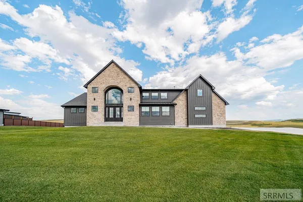 $1,425,000 | 7753 South Packbridge Lane, Idaho Falls, ID 83406