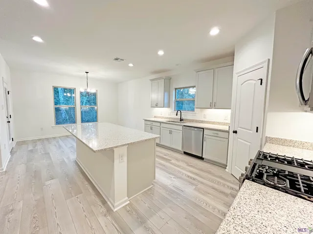 $287,835 | 39698 Axis Avenue, Ponchatoula, LA 70454