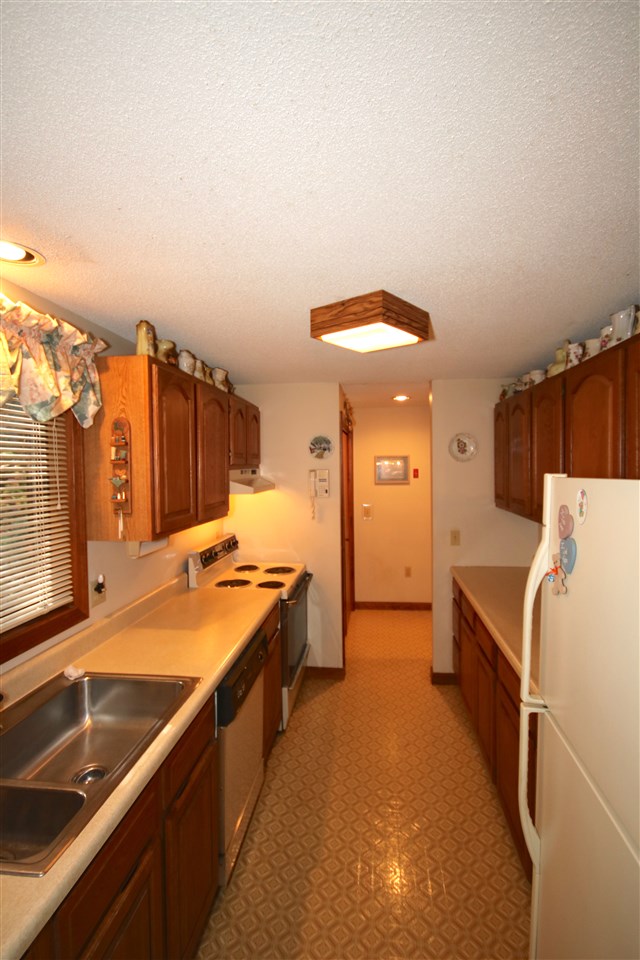 2393 Lake Shore Road, Unit 15 Gilford, NH 03249 - Photo 5 of 11 Gallery Image 5