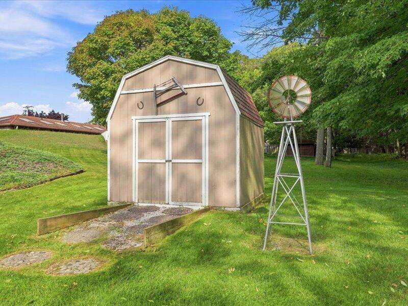 3013 37th Street Two Rivers, WI 54241 - Photo 11 of 44 03-DSC_01613