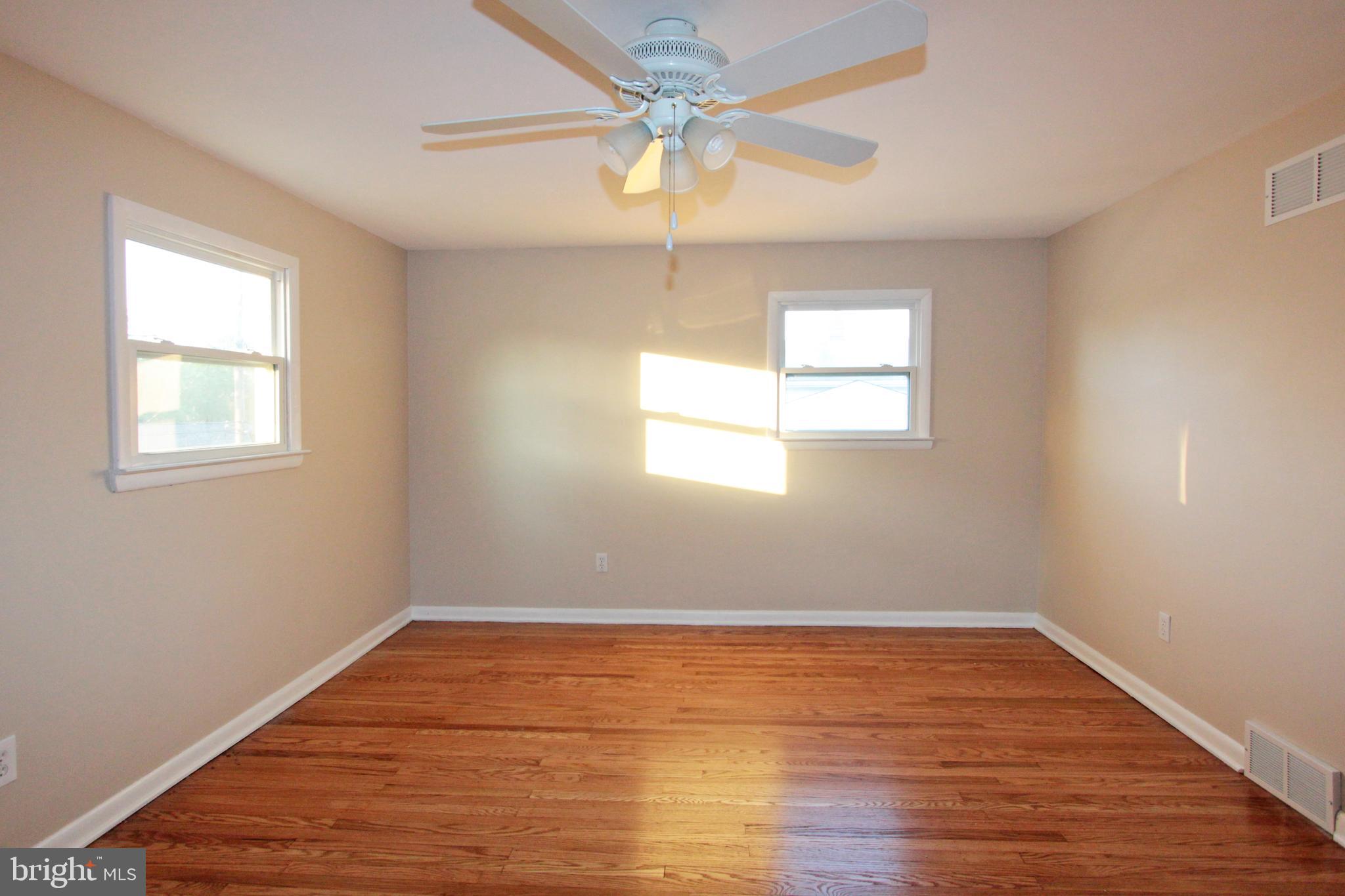 6 Newbrook Road Newark, DE 19711 - Photo 14 of 19 Master Bedroom