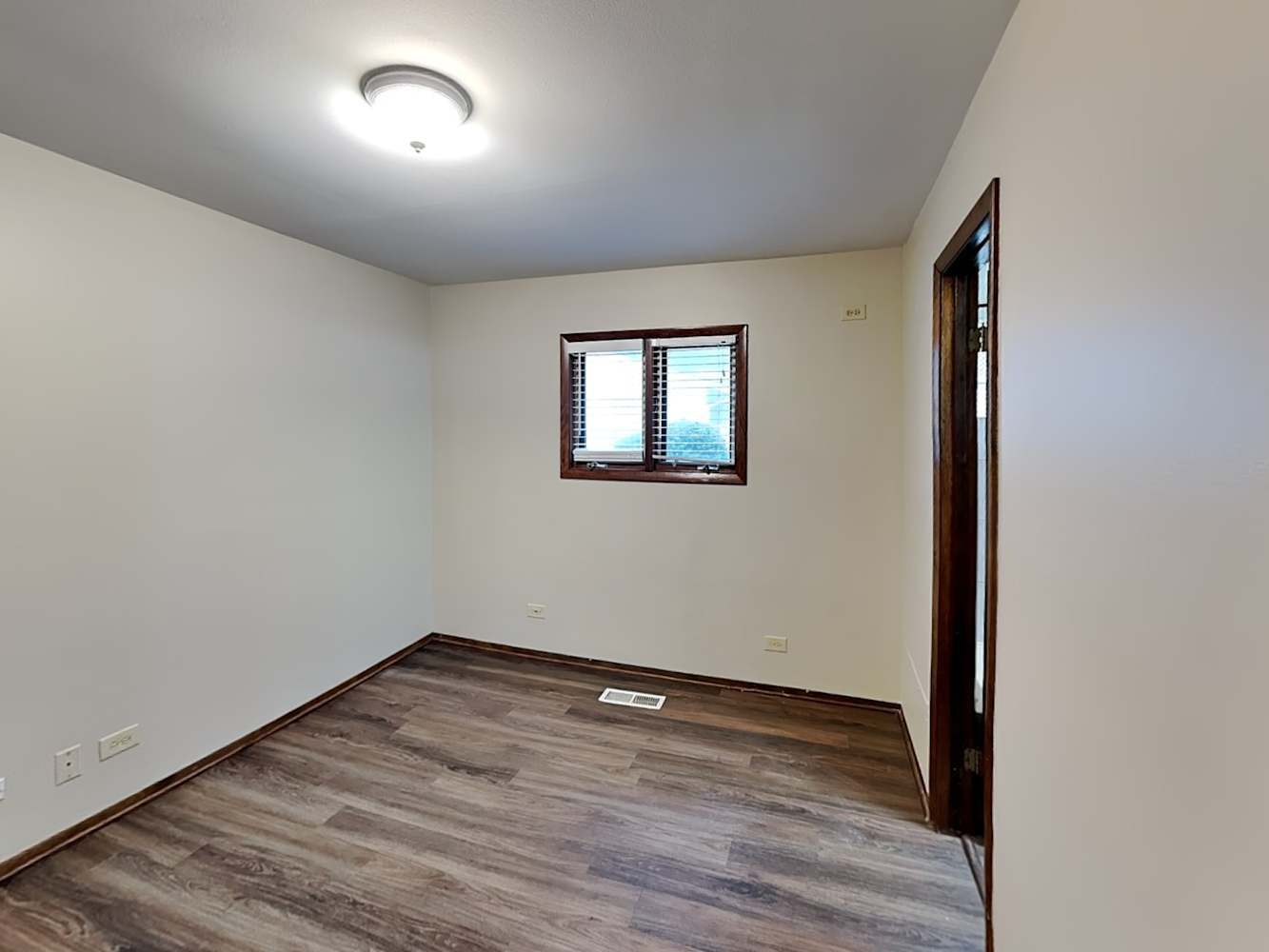 16400 Sherwood Drive Orland Park, IL 60462 - Photo 8 of 14