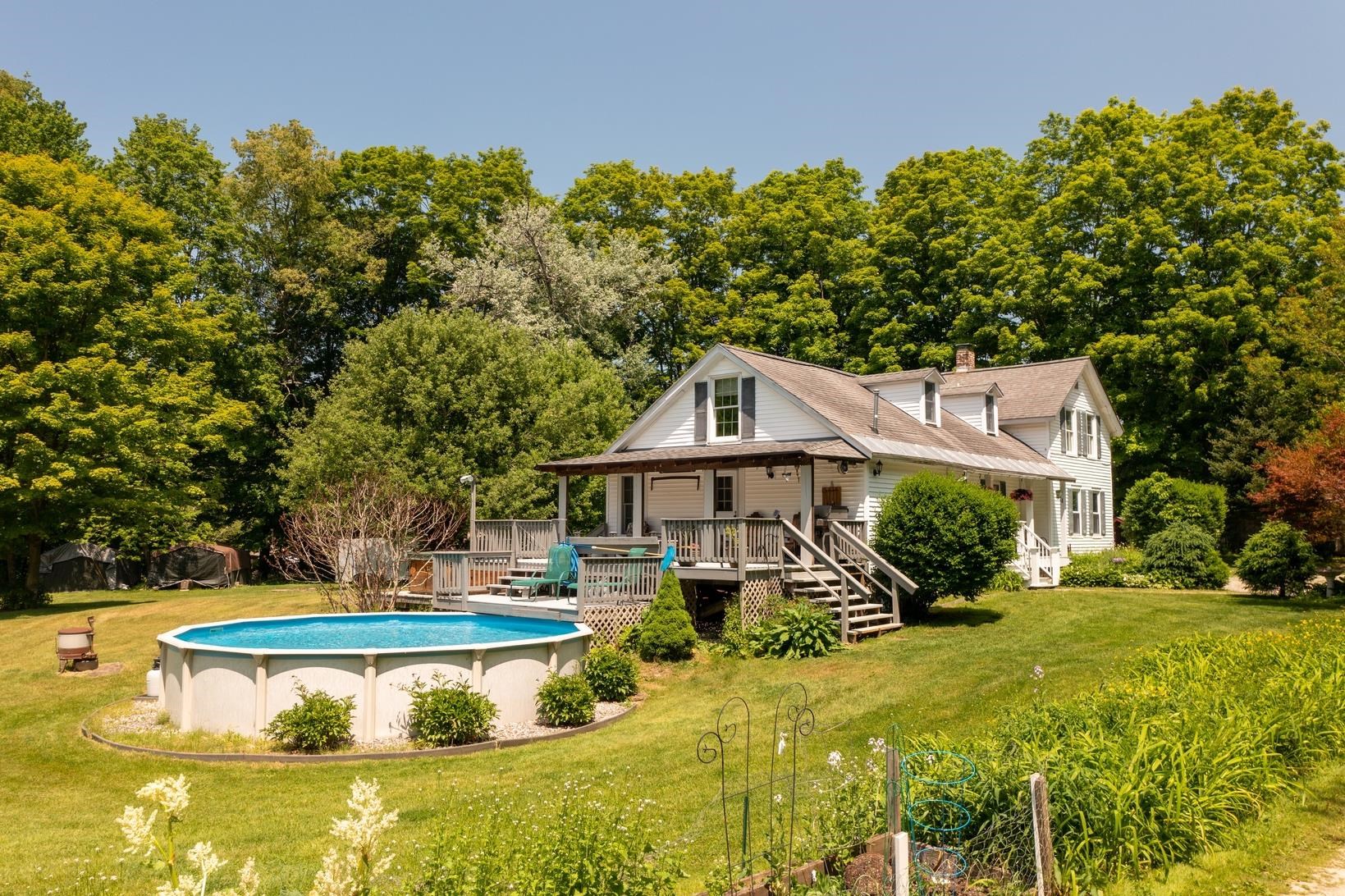 125 Chiselville Road Sunderland, VT 05250 - Photo 4 of 25