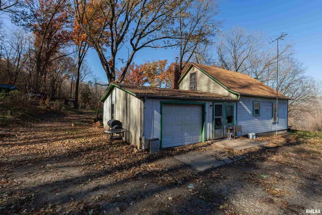 $168,000 | 26622 109th Avenue West, Illinois City, IL 61259