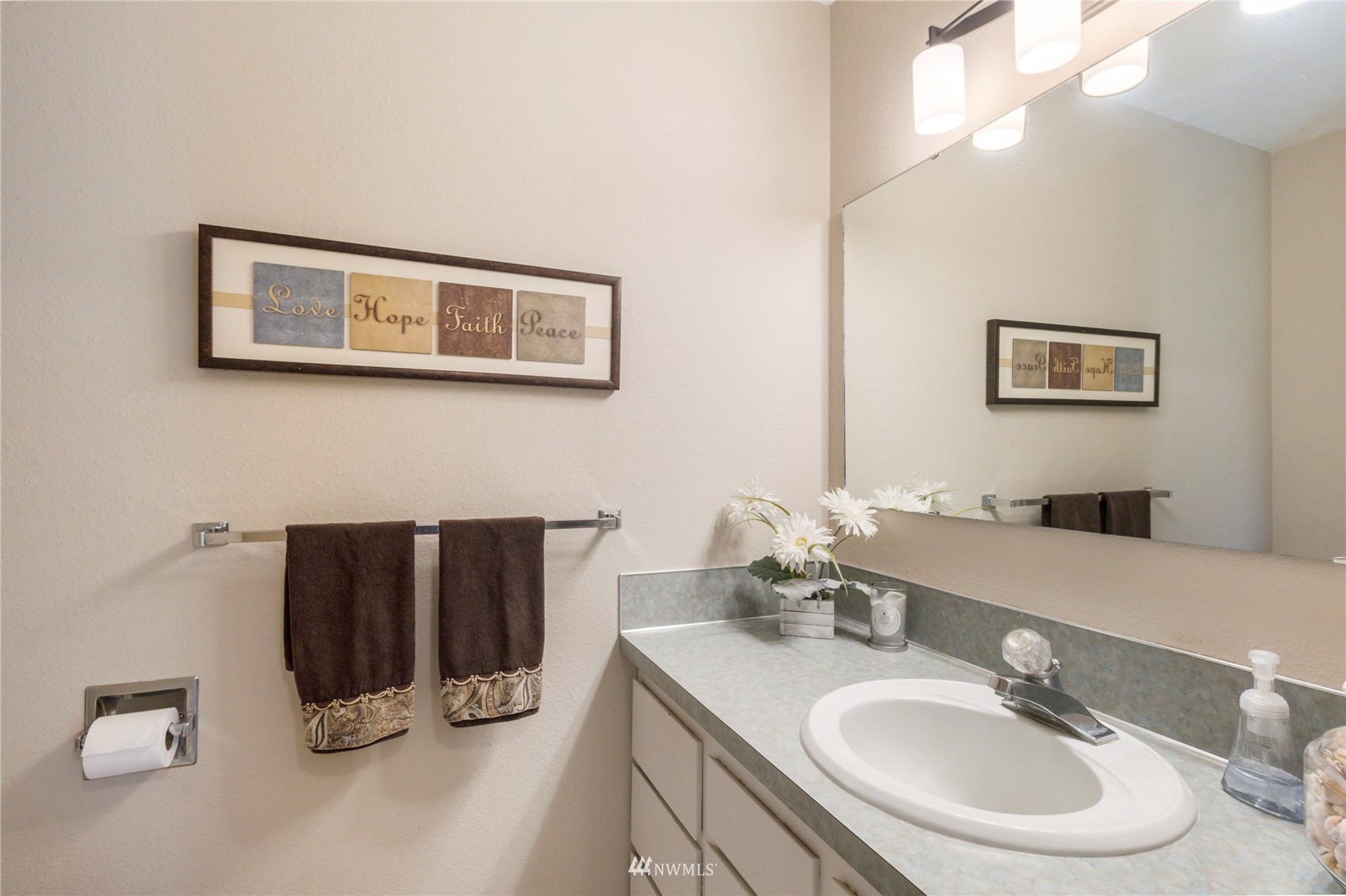 7405 Fairview Road Southwest, Unit 26 Olympia, WA 98512 - Photo 14 of 29 Gallery Image 14