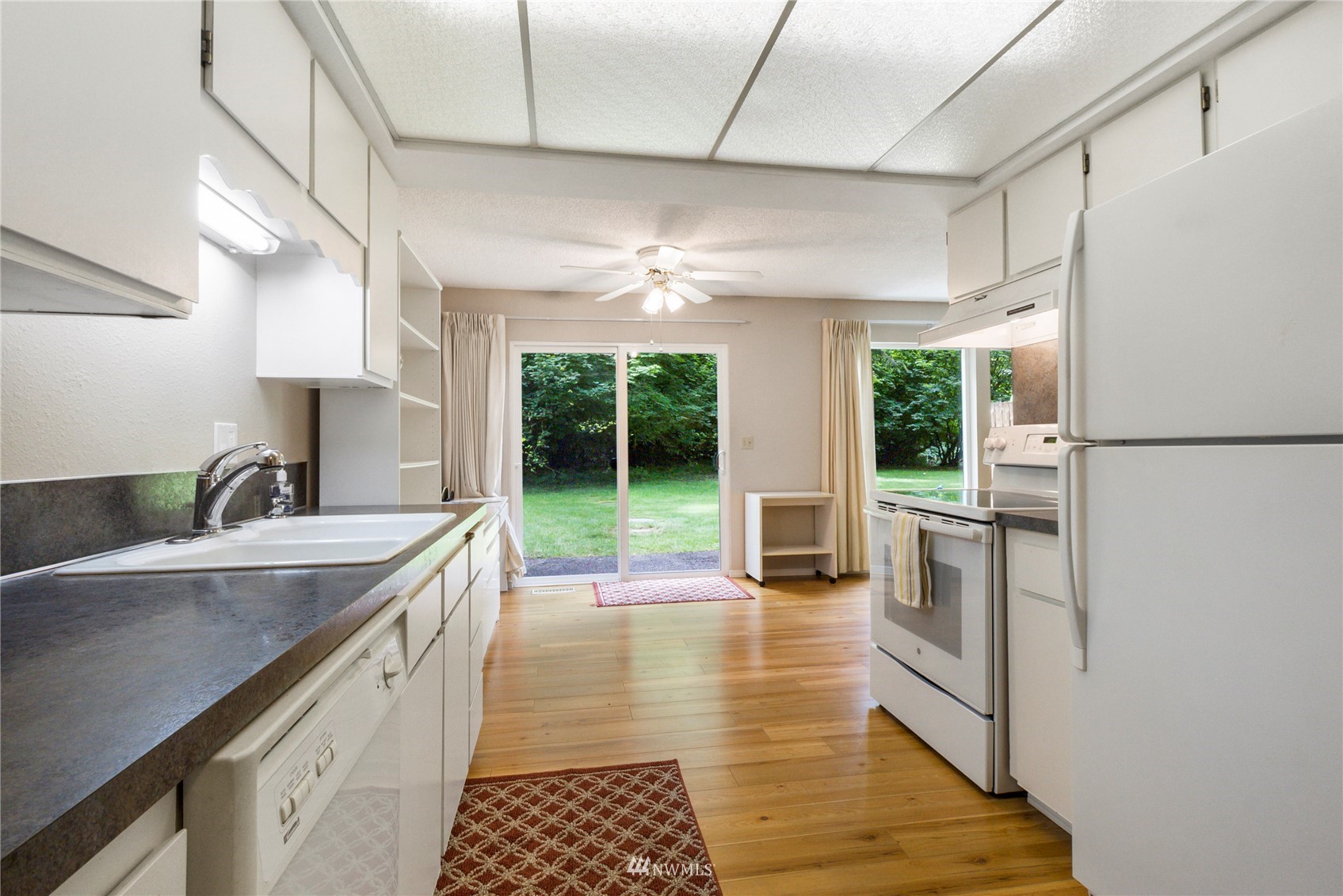7405 Fairview Road Southwest, Unit 26 Olympia, WA 98512 - Photo 10 of 29 Gallery Image 10