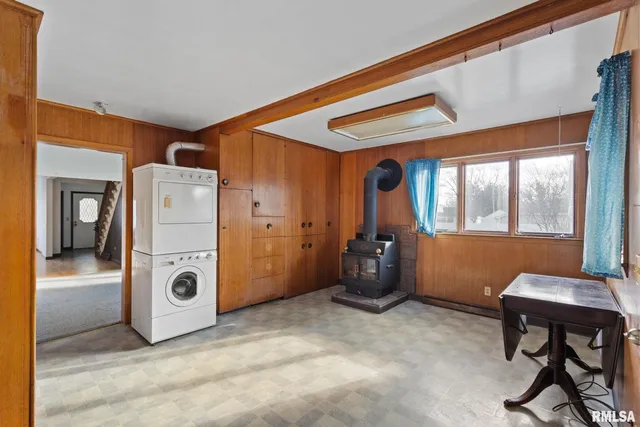 $135,000 | 2709 16th Street, Moline, IL 61265