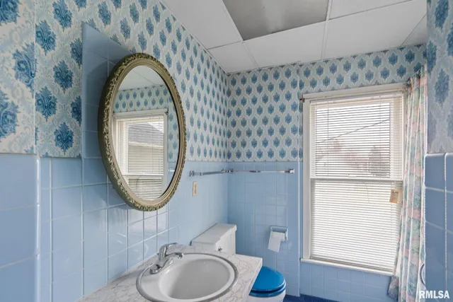 $135,000 | 2709 16th Street, Moline, IL 61265