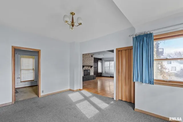 $135,000 | 2709 16th Street, Moline, IL 61265