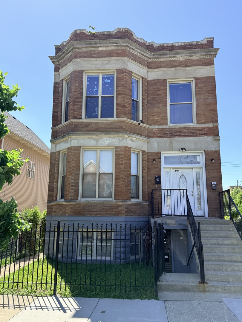 1604 South Ridgeway Avenue Chicago, IL 60623 - Photo 1 of 1