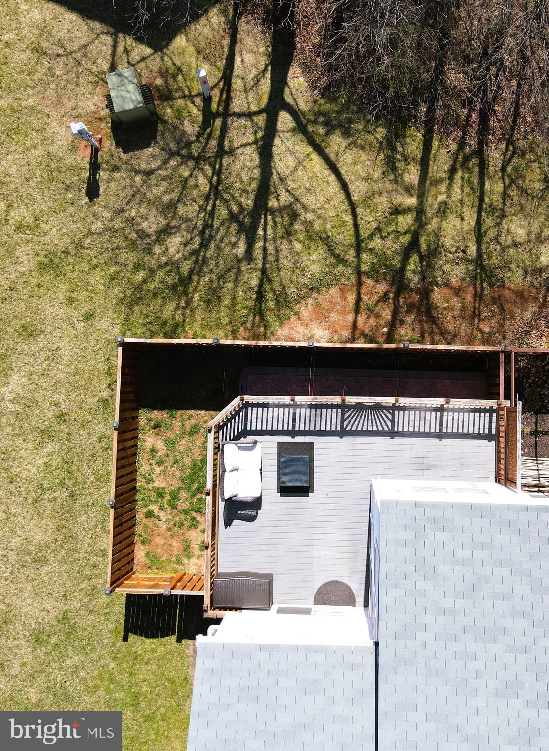 8110 Cerromar Way Gainesville, VA 20155 - Photo 46 of 51 Private Backyard