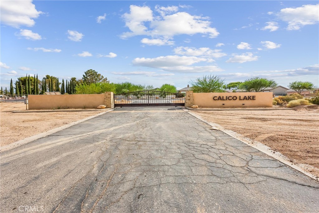 39581 Mountain View Road Barstow, CA 92311 - Photo 4 of 60 Gallery Image 4