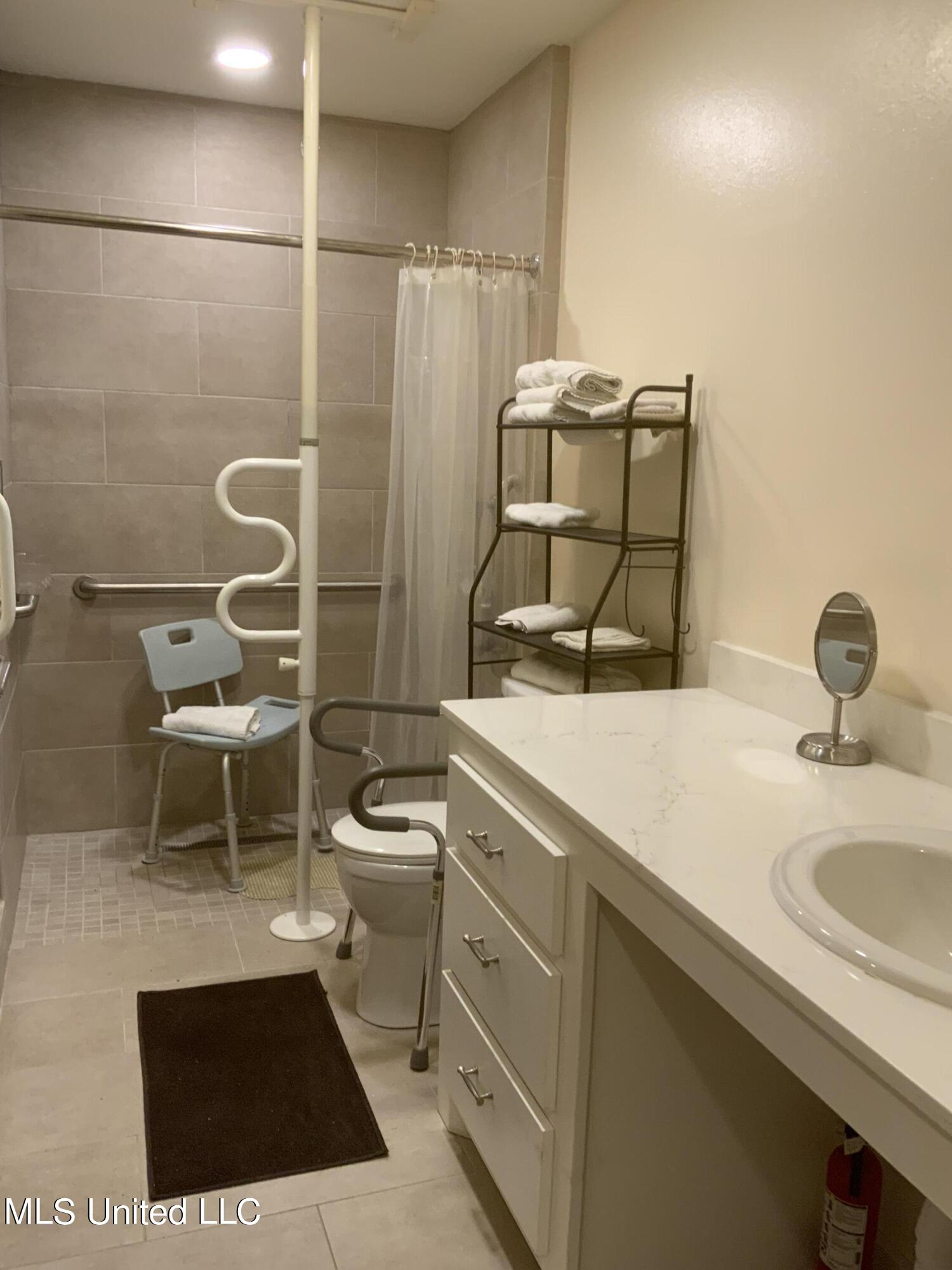 904 Clover Circle Picayune, MS 39466 - Photo 11 of 15 IMG_0720