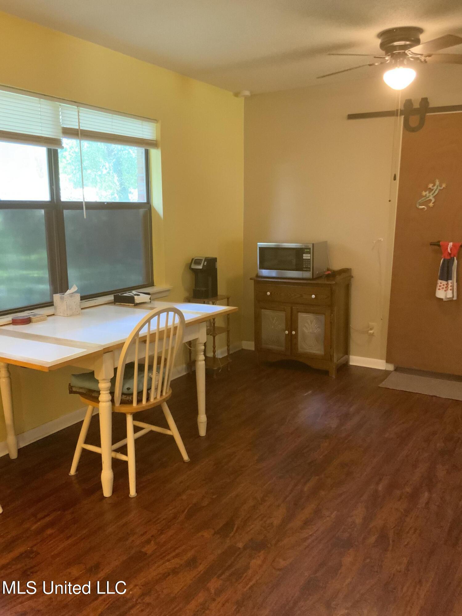 904 Clover Circle Picayune, MS 39466 - Photo 7 of 15 IMG_0715