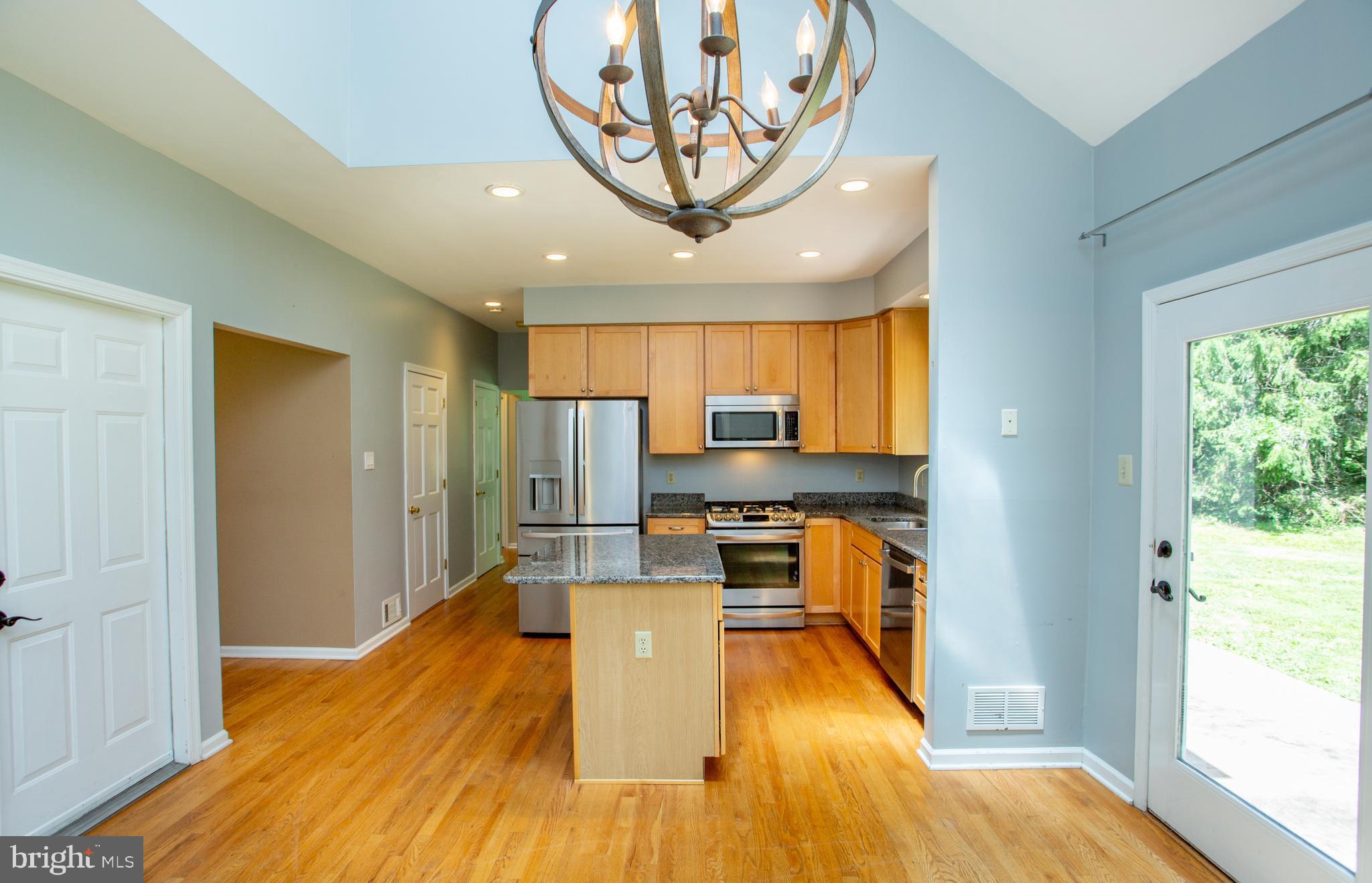 363 Birdsong Way Doylestown, PA 18901 - Photo 11 of 58