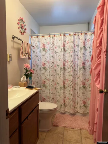 $324,900 | 227 Alder Street, Mountain View, WY 82939