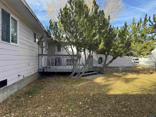 $324,900 | 227 Alder Street, Mountain View, WY 82939