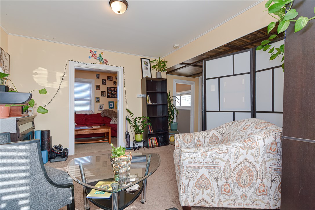 68 Read Avenue Coventry, RI 02816 - Photo 7 of 28