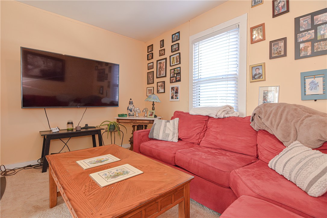 68 Read Avenue Coventry, RI 02816 - Photo 8 of 28