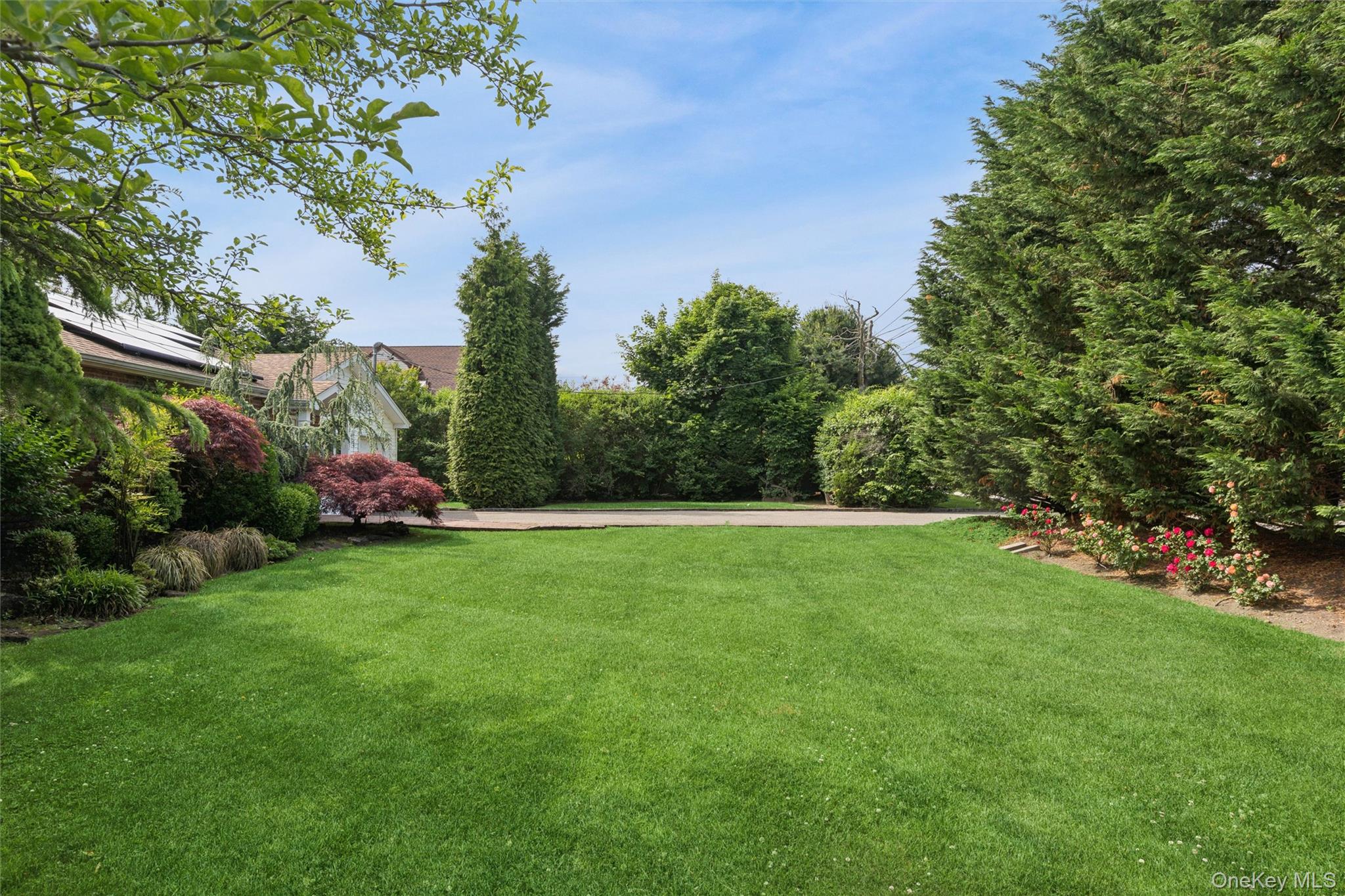 72 Lake End Road Merrick, NY 11566 - Photo 42 of 43