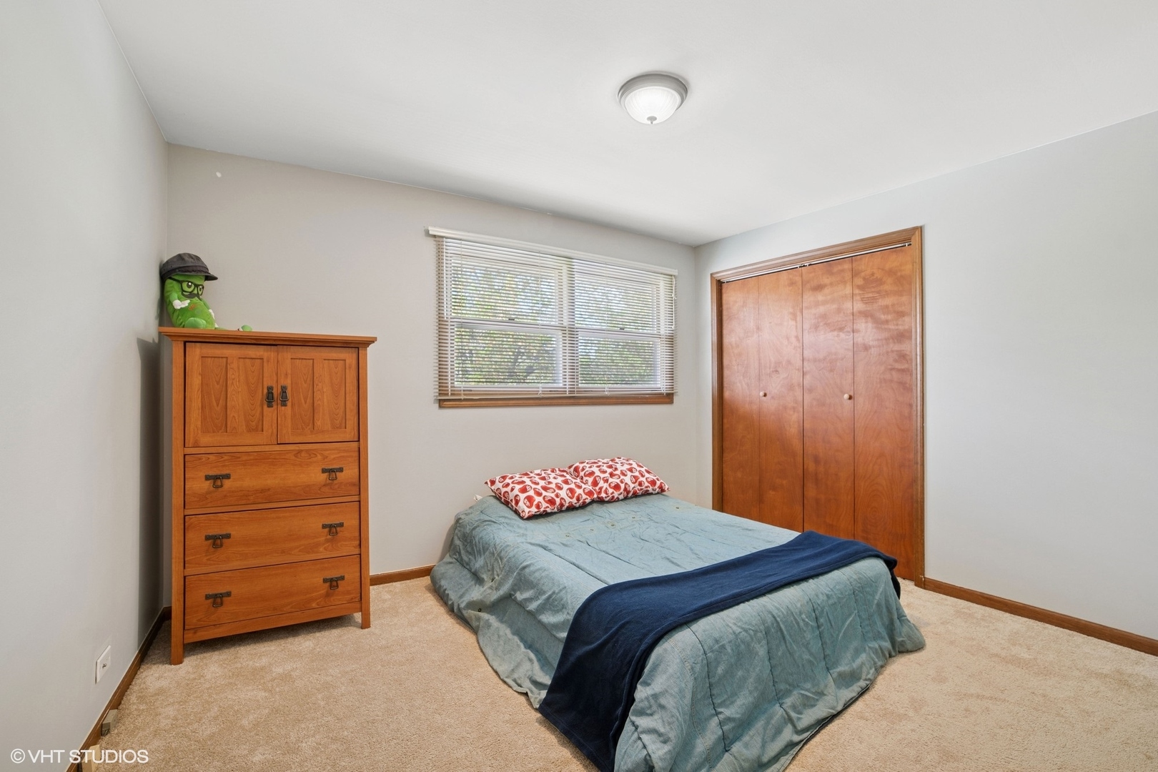 86 Brookside Drive Elgin, IL 60123 - Photo 13 of 19