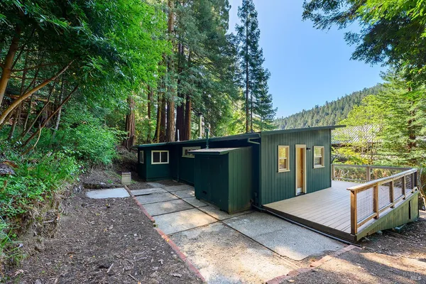 $400,000 | 20719 Foothill Drive, Monte Rio, CA 95462