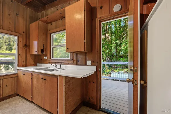 $400,000 | 20719 Foothill Drive, Monte Rio, CA 95462