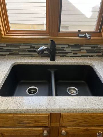 $269,900 | 3101 Southwest Wanamaker Drive, Unit 13, Topeka, KS 66614