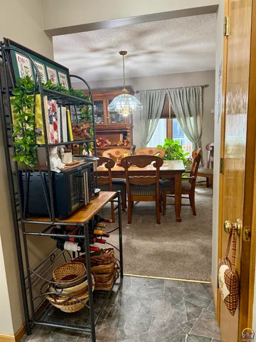 $269,900 | 3101 Southwest Wanamaker Drive, Unit 13, Topeka, KS 66614